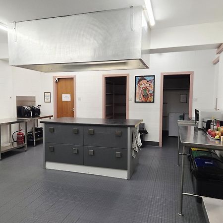 بيت شباب Weston House كيث المظهر الخارجي الصورة